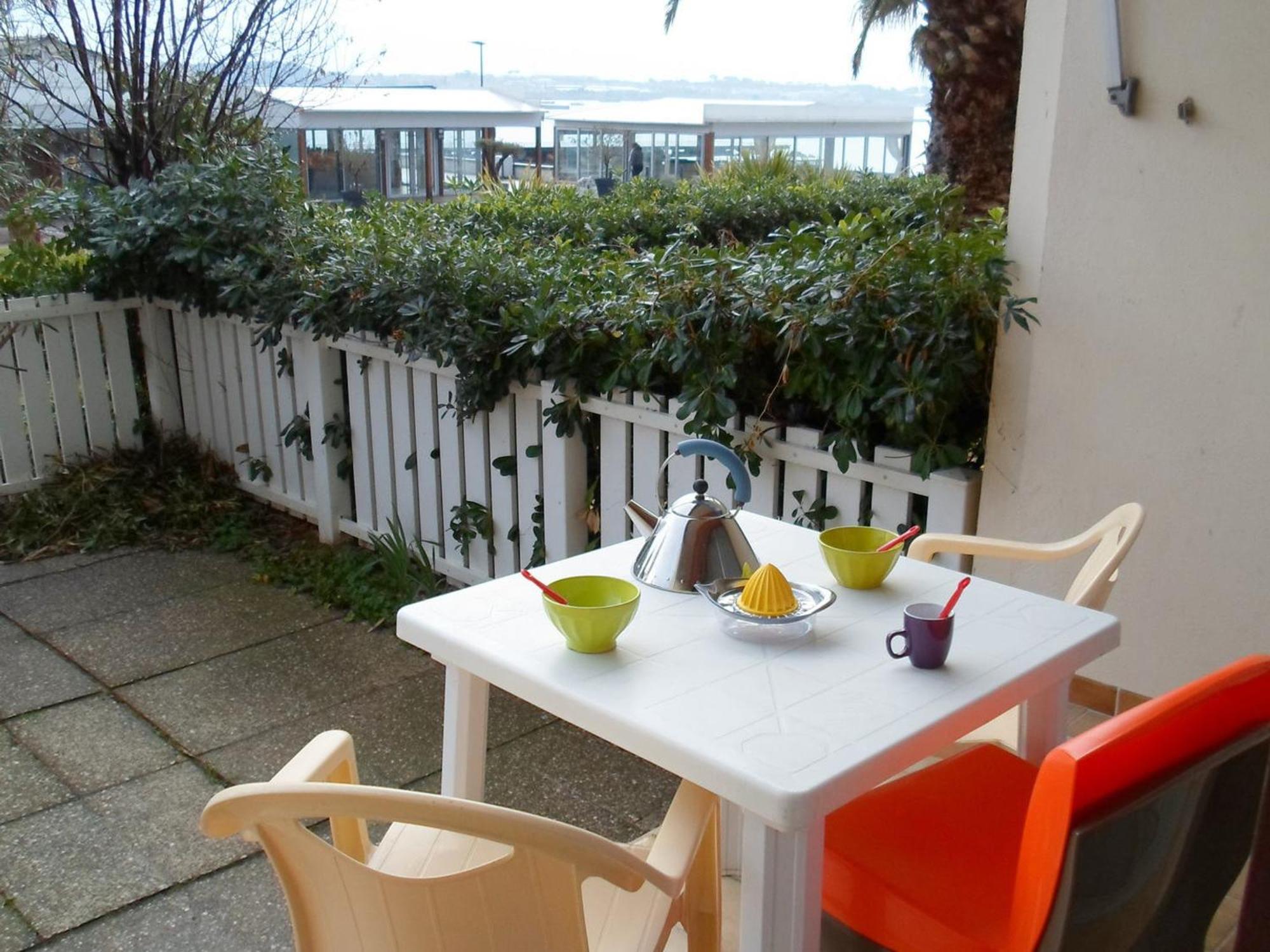 Appartement Avec Terrasse, Climatisation Et Animaux Admis, Proche Des Thermes - Fr-1-503-38 Balaruc-les-Bains Exteriér fotografie