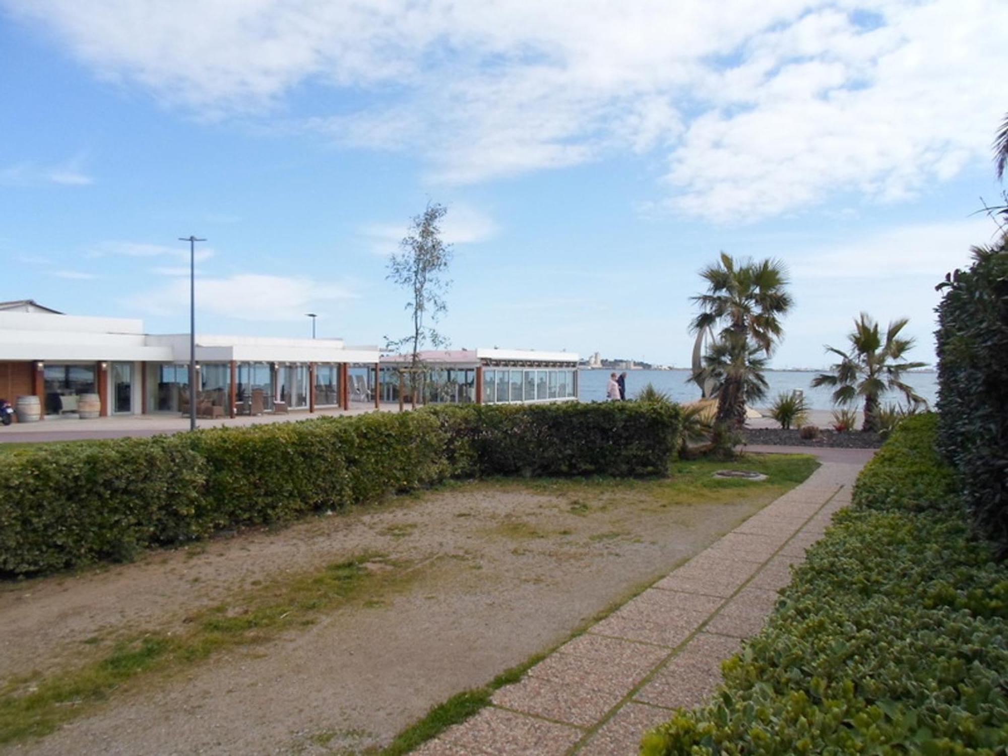 Appartement Avec Terrasse, Climatisation Et Animaux Admis, Proche Des Thermes - Fr-1-503-38 Balaruc-les-Bains Exteriér fotografie
